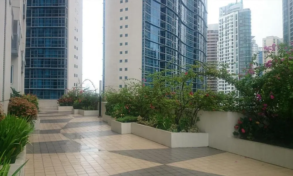 Bgc - Two Bedroom Condo With Game Room With 400Mbps Wifi- 09 Manila 0*,  Filipíny