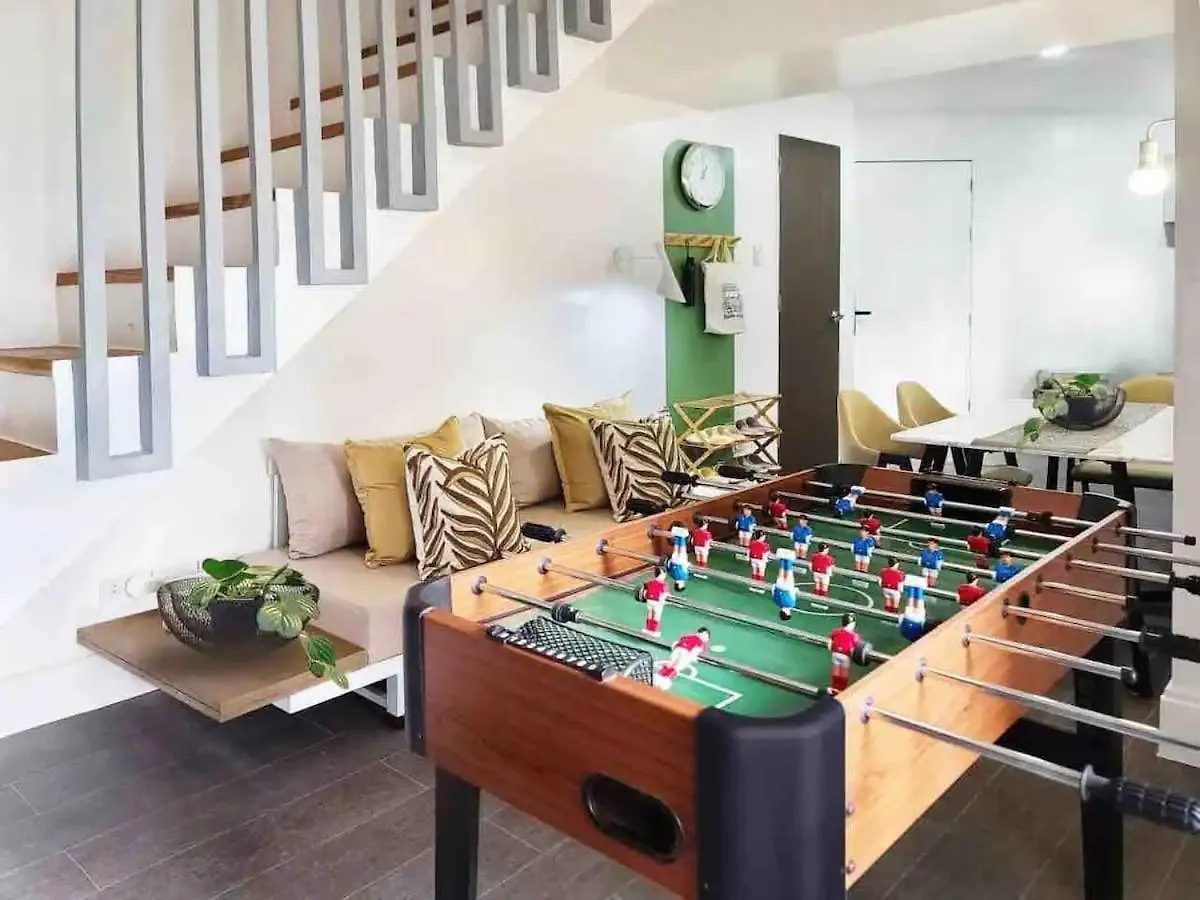 Bgc - Two Bedroom Condo With Game Room With 400Mbps Wifi- 09 Manila Philippines